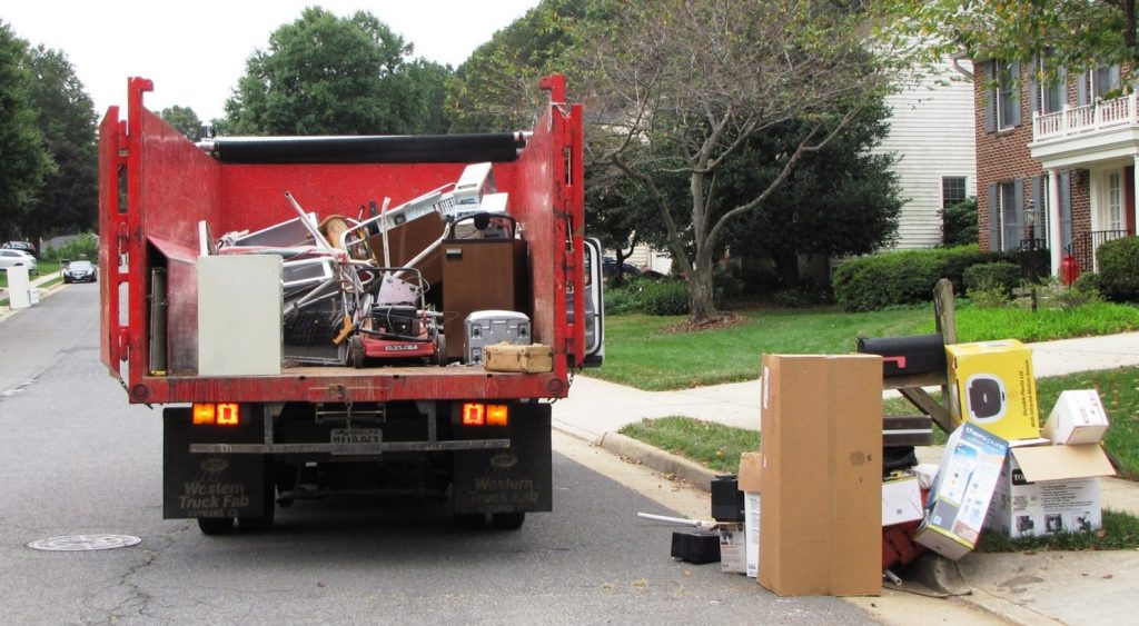 Junk-Removal-3344-1024x563