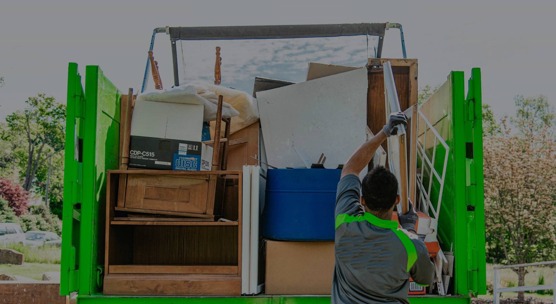 junk removal dubai-banner